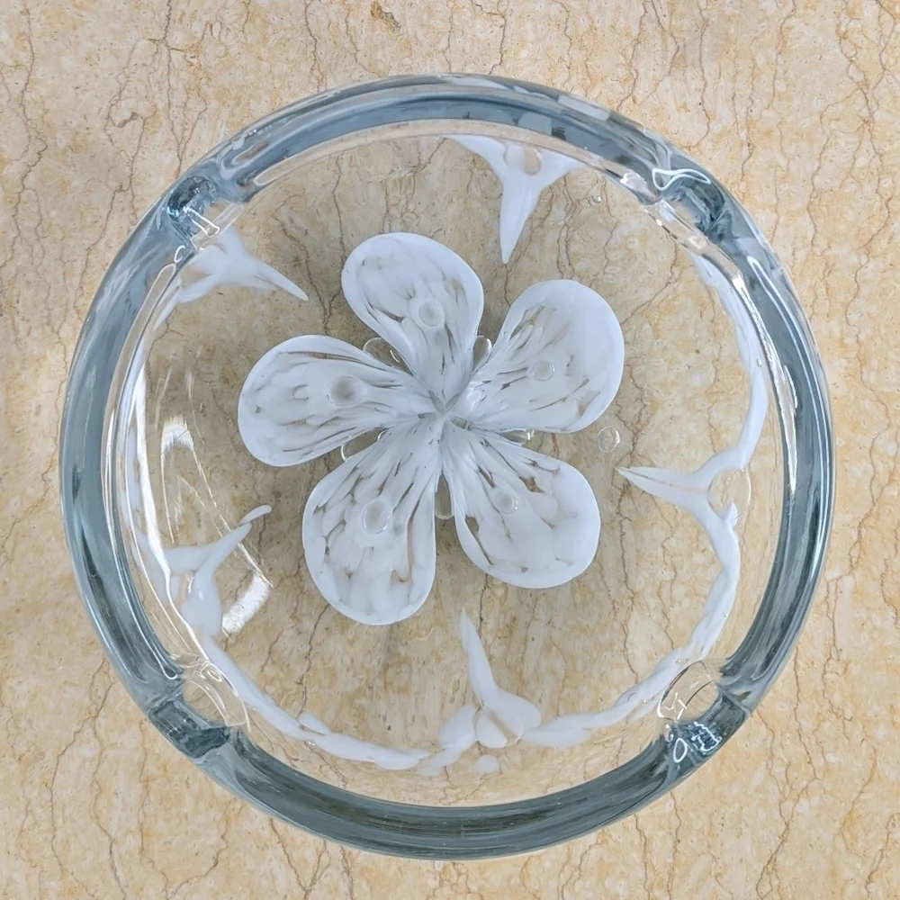 Vintage Art Clear Bubble Glass White Flower Heavy Ashtray Trinket Dish
